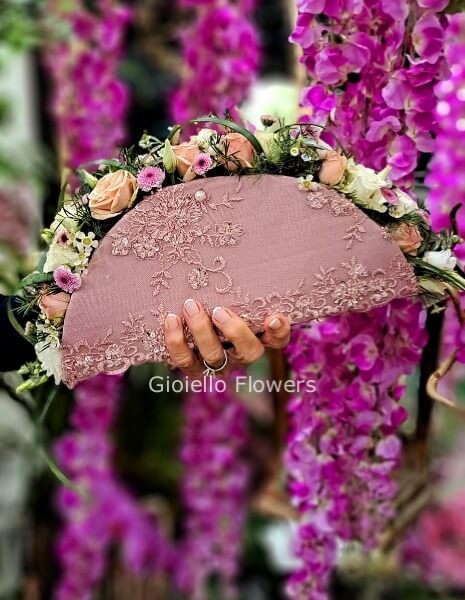 Bouquet Pochette o borsetta floreale