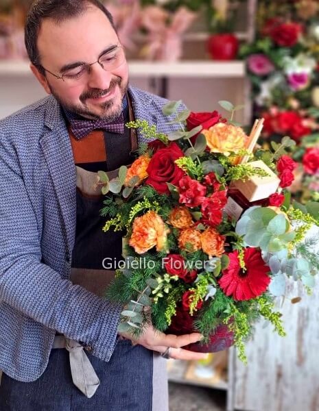 Cappelliera floreale toni del rosso con fragranza fruttata